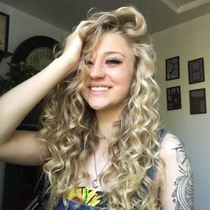 Meet your Posher, Abby